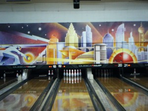 dscf29651 bowling alley meets Metropolis